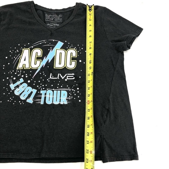 AC/DC Band Tee 1981 Live Tour Graphic Shirt Short Sleeve Top Size XL - Picture 5 of 7